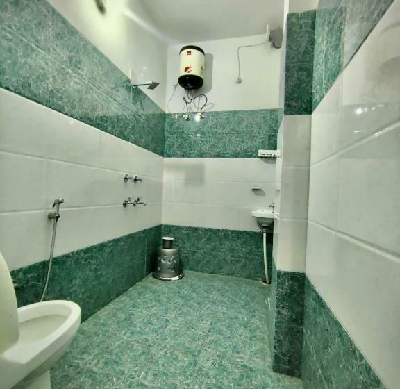 デラックスルーム, Heartwood City Corbett