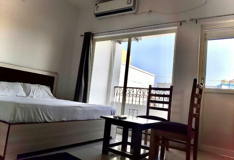 デラックスルーム, Heartwood City Corbett