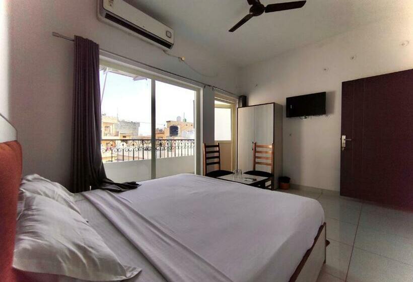 デラックスルーム, Heartwood City Corbett