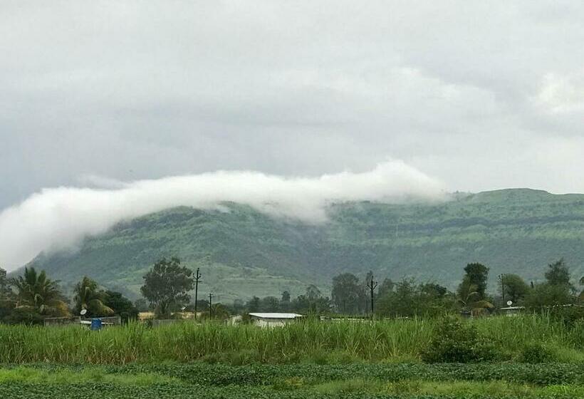 غرفة قياسية مطلة على الجبل, Ingawale Farmhouse