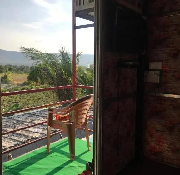 Standard-huone Parveke, Ingawale Farmhouse