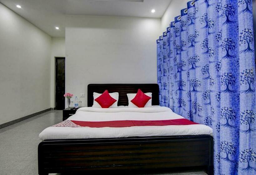 标准间, Parinay Vatika Banquet & Party Lawn