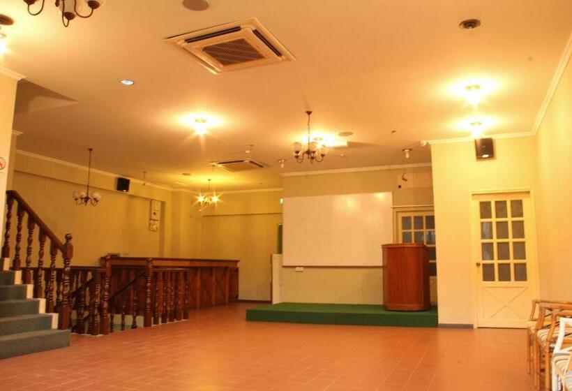 חדר דלוקס, Sandakan Inn