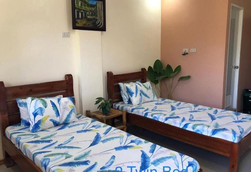 Camera Deluxe con Balcone, D&d Travellers Inn