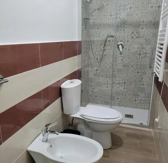 Quarto Estandar, B&b Leon