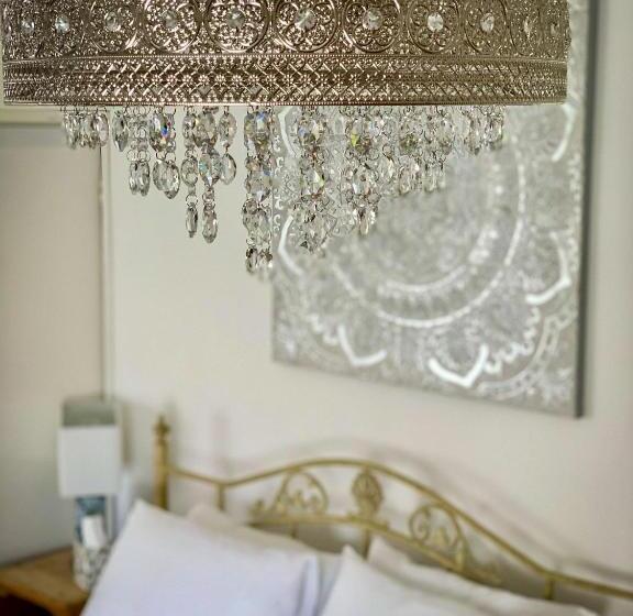 Стандартный Номер Кровать Кинг, The Crown & Victoria Bed & Breakfast