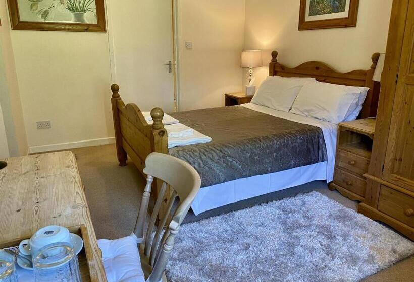 豪华房间, The Crown & Victoria Bed & Breakfast