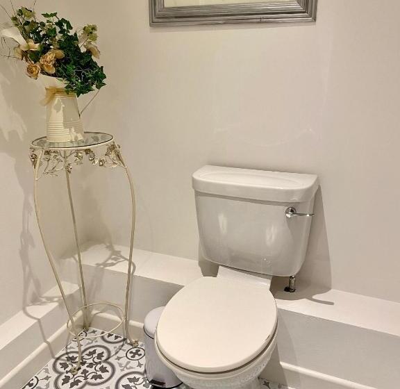 豪华房间, The Crown & Victoria Bed & Breakfast