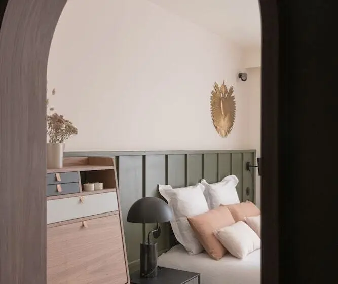 コンフォートルーム, Hôtel Le Prieuré