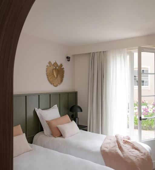 غرفة سوبيريور مطلّة علي الحديقة, Hôtel Le Prieuré