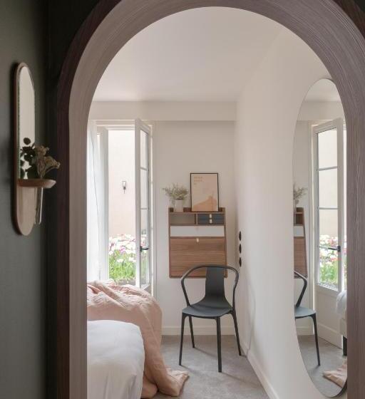 غرفة سوبيريور مطلّة علي الحديقة, Hôtel Le Prieuré