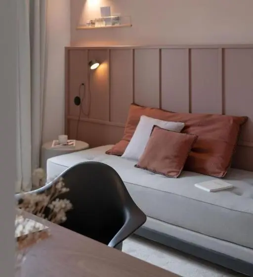 庭の見えるジュニアスイート, Hôtel Le Prieuré