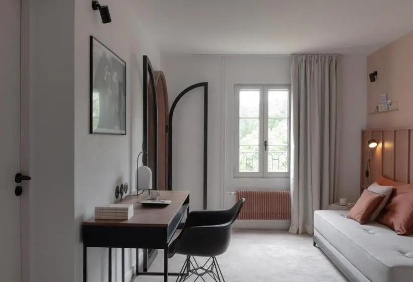 庭の見えるジュニアスイート, Hôtel Le Prieuré