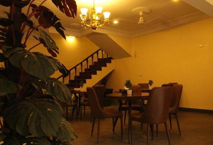 آپارتمان 1 خوابه, Inn