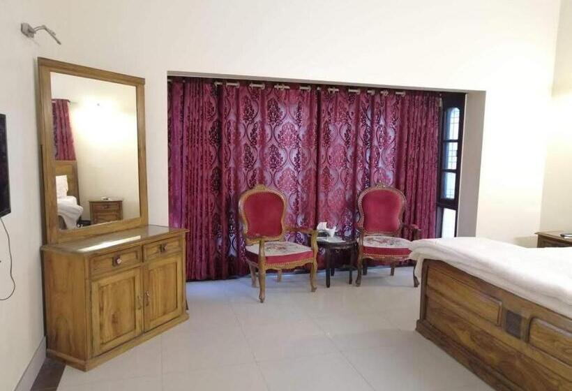 اتاق استاندارد, Inn
