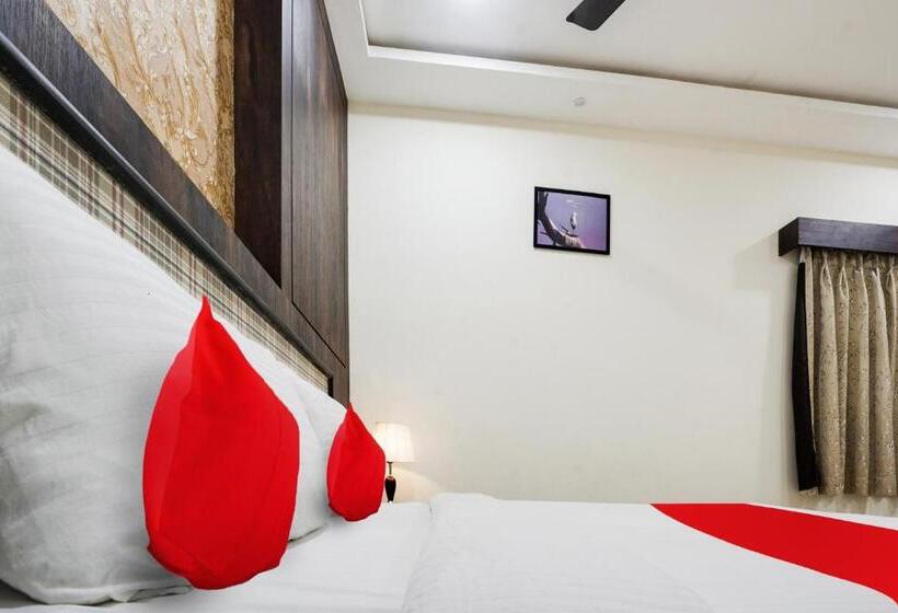 豪华三人间, Super Hotel O Vijayawada Near Railway Station