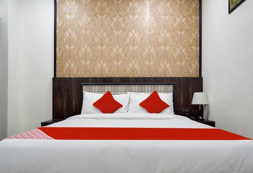 豪华三人间, Super Hotel O Vijayawada Near Railway Station