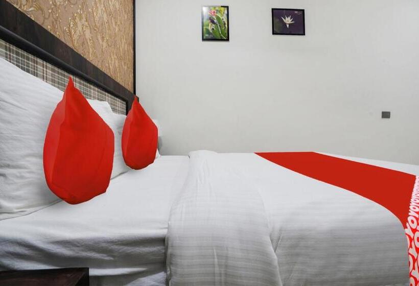 豪华三人间, Super Hotel O Vijayawada Near Railway Station
