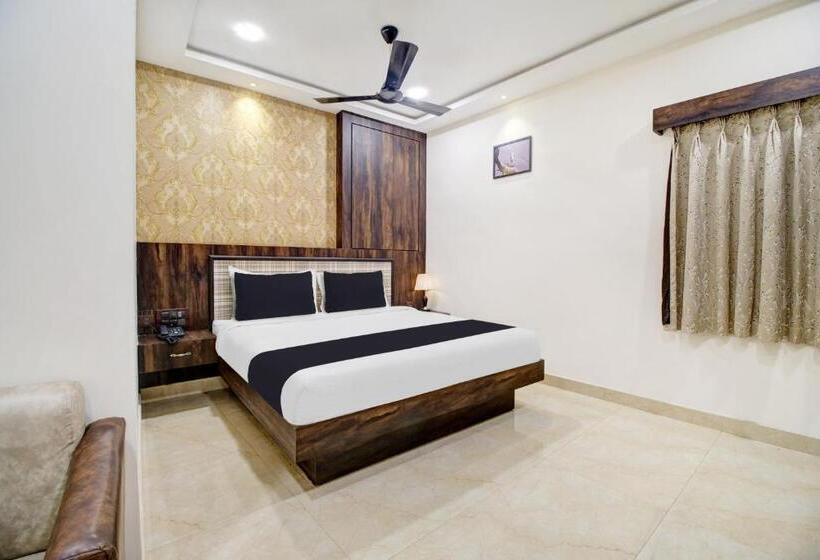 豪华三人间, Super Hotel O Vijayawada Near Railway Station