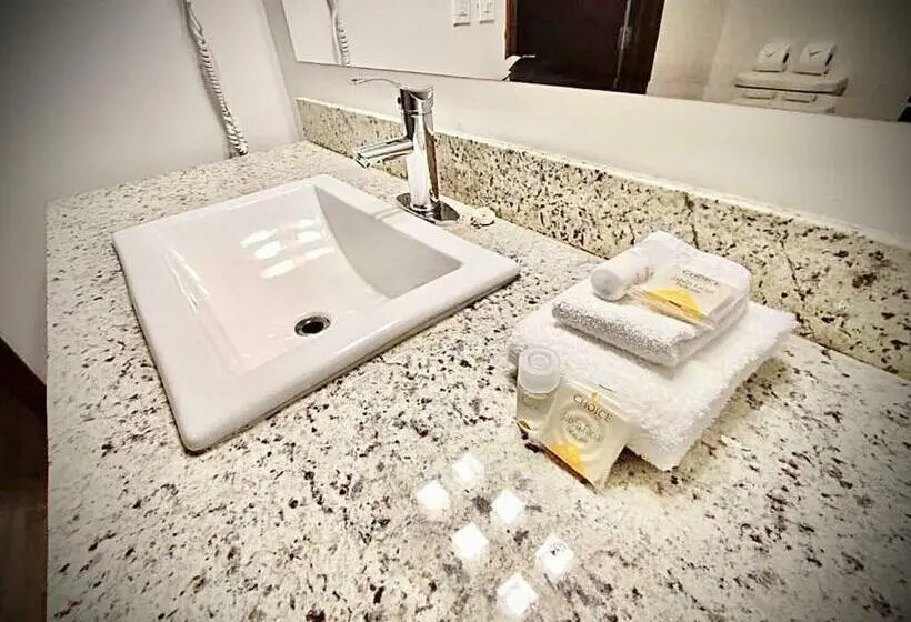 اتاق استاندارد برای معلولان, Comfort Inn Ciudad Juarez