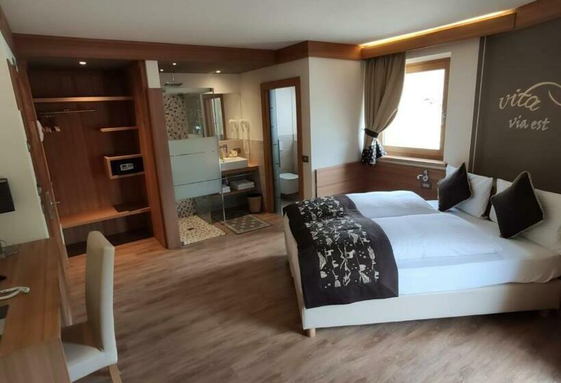 اتاق استاندارد چهارنفره با بالکن, Bondi