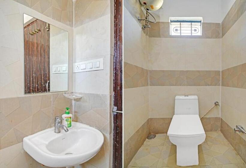 Quarto Triplo Clássico, Flagship Hotel 4 Seasons