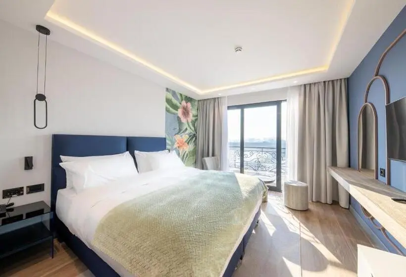 Deluxe room with river view, Calisi