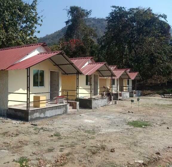 标准房带园景, Palashgram Eco Resort