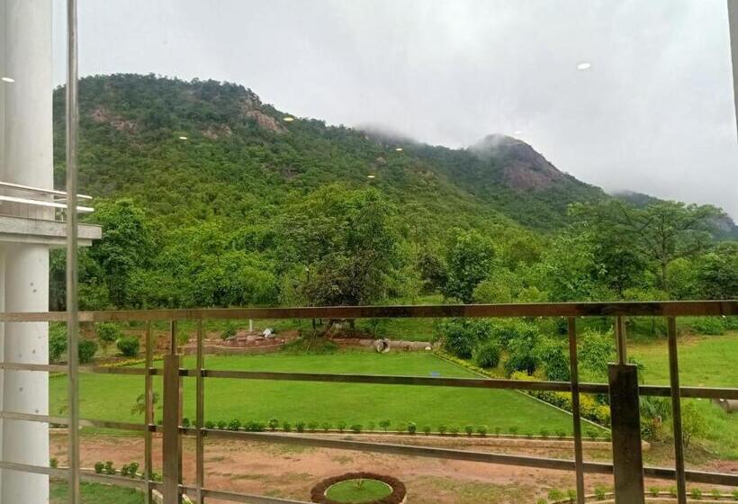 四人豪华间, Palashgram Eco Resort