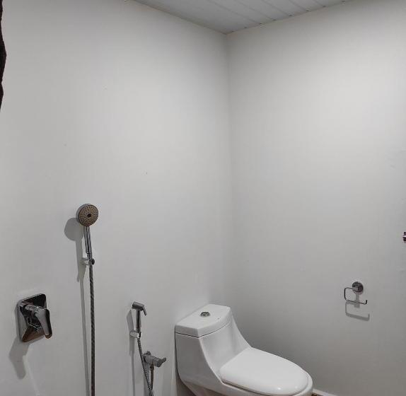 キングサイズベッドのスタンダードルーム, Grand Sea Shades Goa