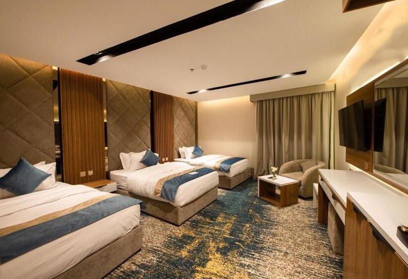 スタンダードトリプルルーム, Grand Day