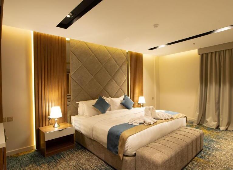 ベーシックルーム, Grand Day