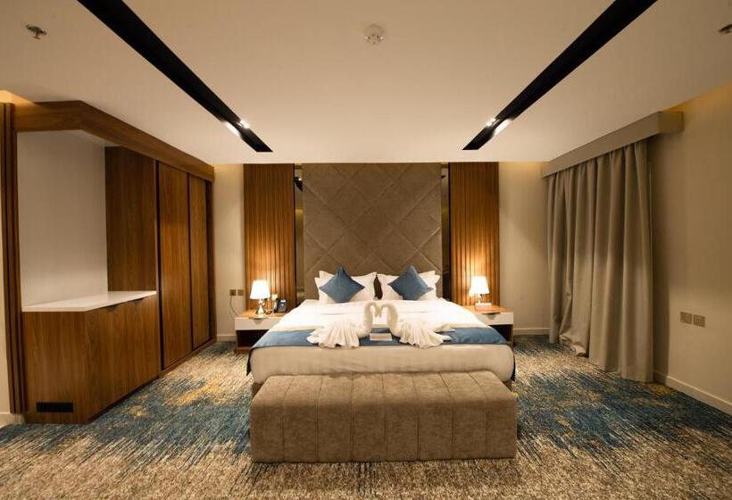 ベーシックルーム, Grand Day