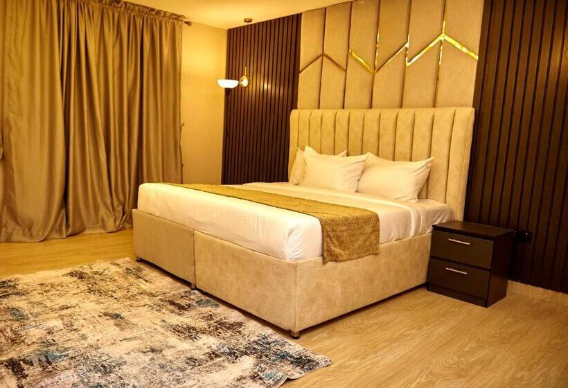 اتاق لوکس با تخت بزرگ, Mayfair Hotel Wuse2 Abuja