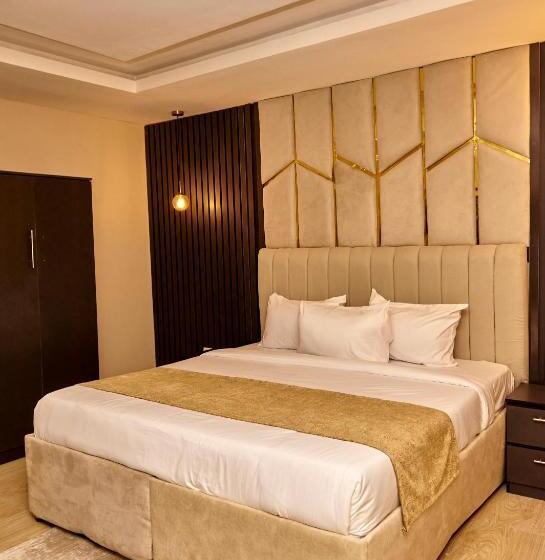 اتاق لوکس با تخت بزرگ, Mayfair Hotel Wuse2 Abuja