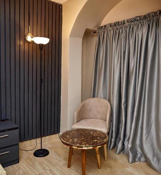 سوییت اجرایی, Mayfair Hotel Wuse2 Abuja