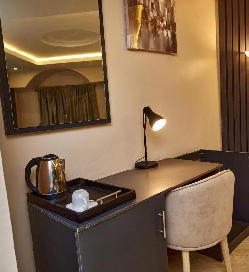 سوییت اجرایی, Mayfair Hotel Wuse2 Abuja