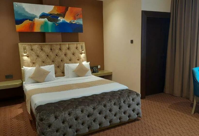 غرفة ديلوكس, Viluxey City