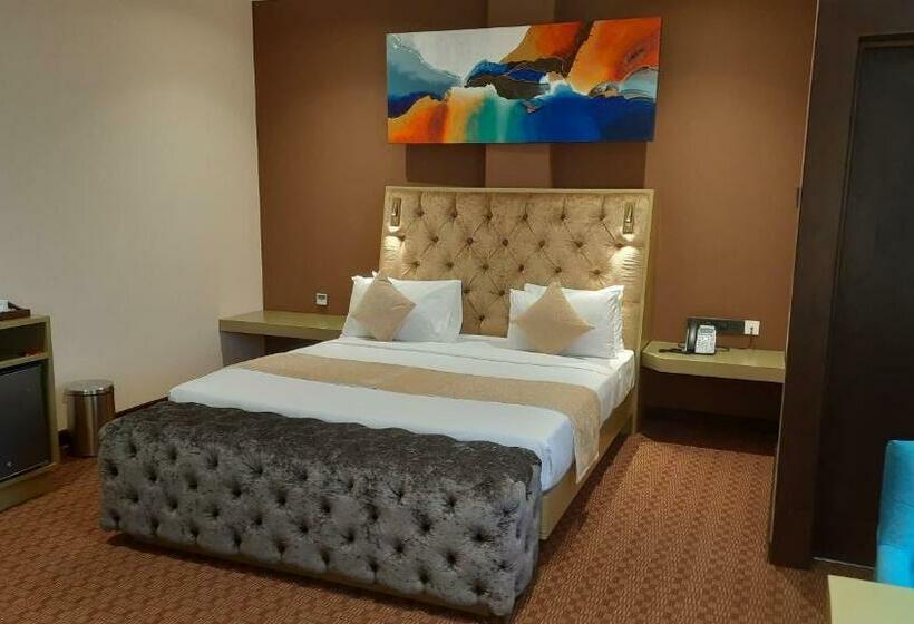 غرفة ديلوكس, Viluxey City