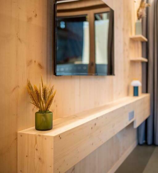 デラックスルーム, Mad Mount Hotel & Spa