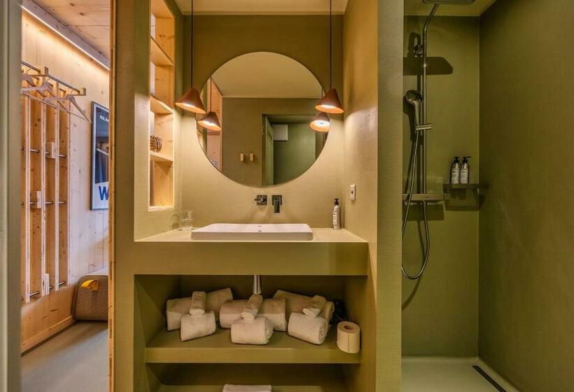 デラックスルーム, Mad Mount Hotel & Spa