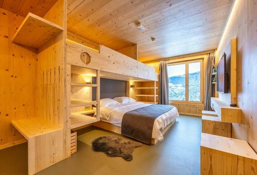 スタンダード４人部屋, Mad Mount Hotel & Spa