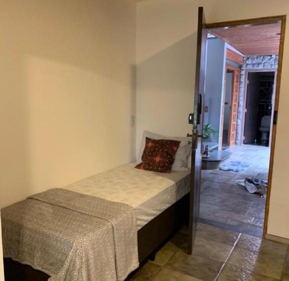 Pokój Trzyosobowy Standard Widok Ogród, Pousada Café Com Morada  Cama E Café