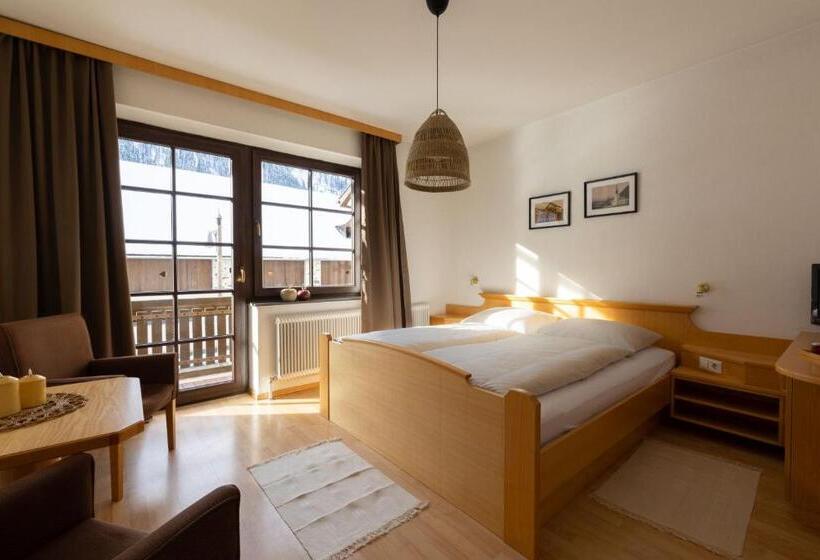 バルコニー付きスタンダードルーム, Der Thomataler Wirt