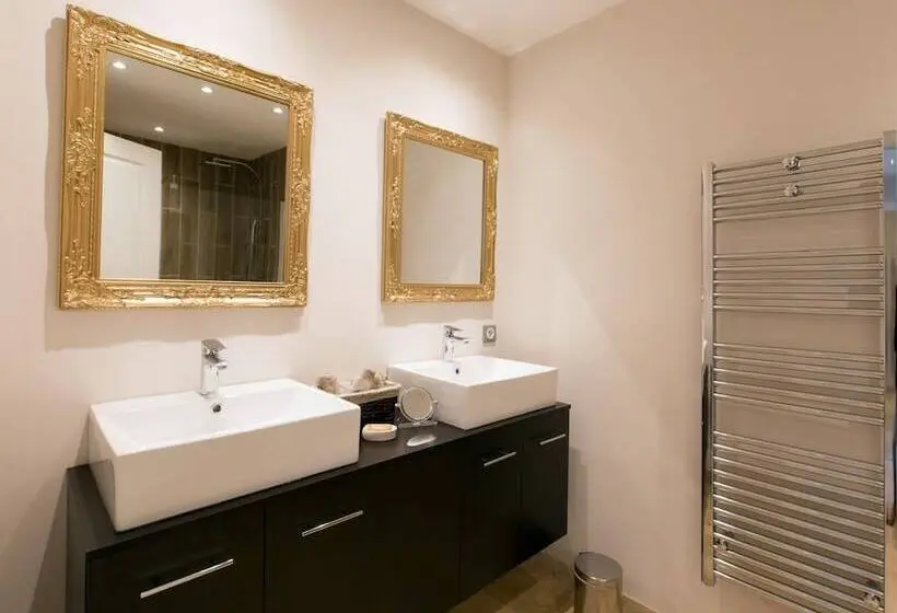 デラックススイート, Les Chambres D Hôtes De Mougins