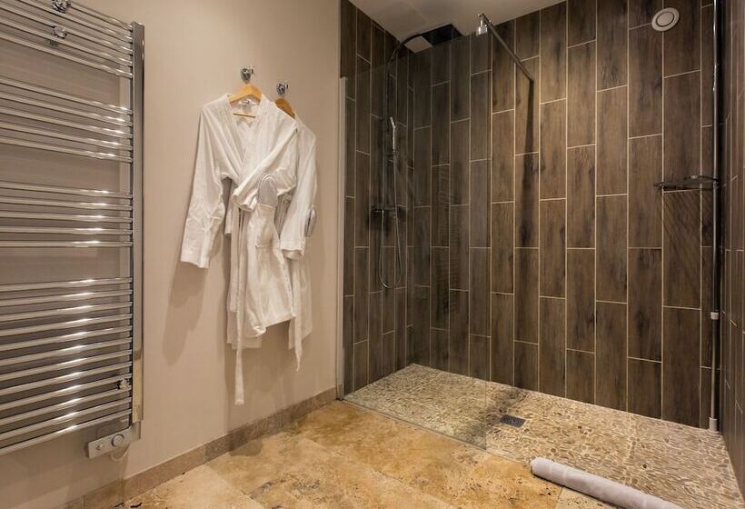 جناح ديلوكس, Les Chambres D Hôtes De Mougins