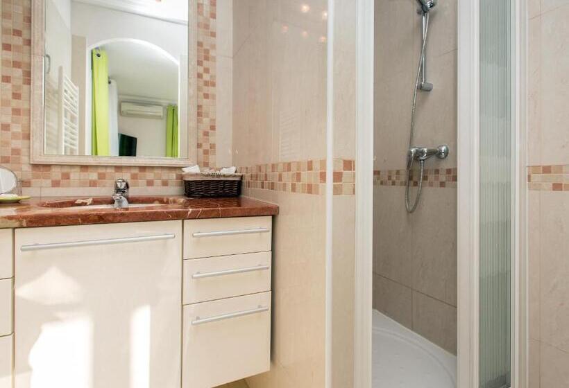 디럭스 룸 바다 전망, Les Chambres D Hôtes De Mougins