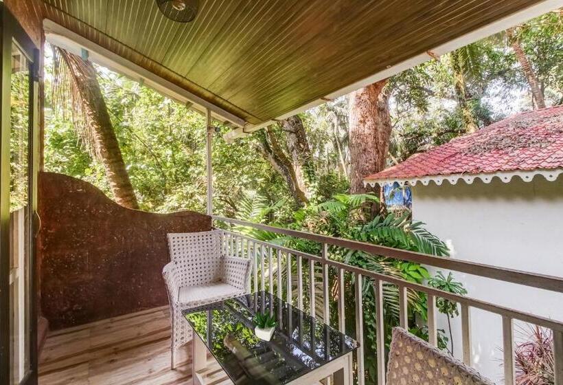 Трехместный Номер Комфорт, Capital O Coco Farm Resort