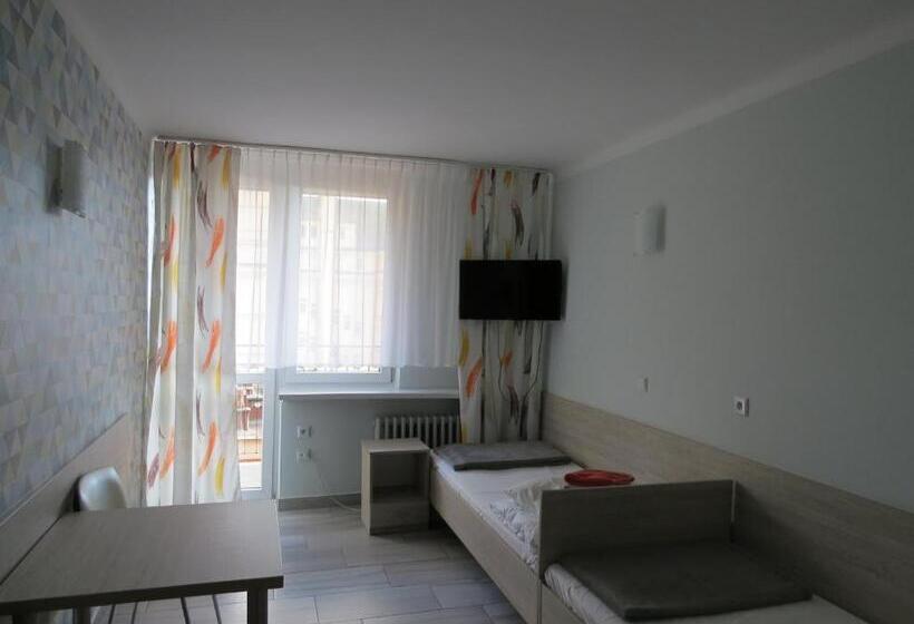 اتاق استاندارد با بالکن, Sp Zoz Sanatorium Uzdrowiskowe Mswia W Krynicy Zdroju