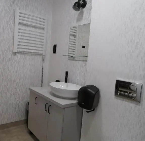Huoneisto 1 Makuuhuone, Sp Zoz Sanatorium Uzdrowiskowe Mswia W Krynicy Zdroju